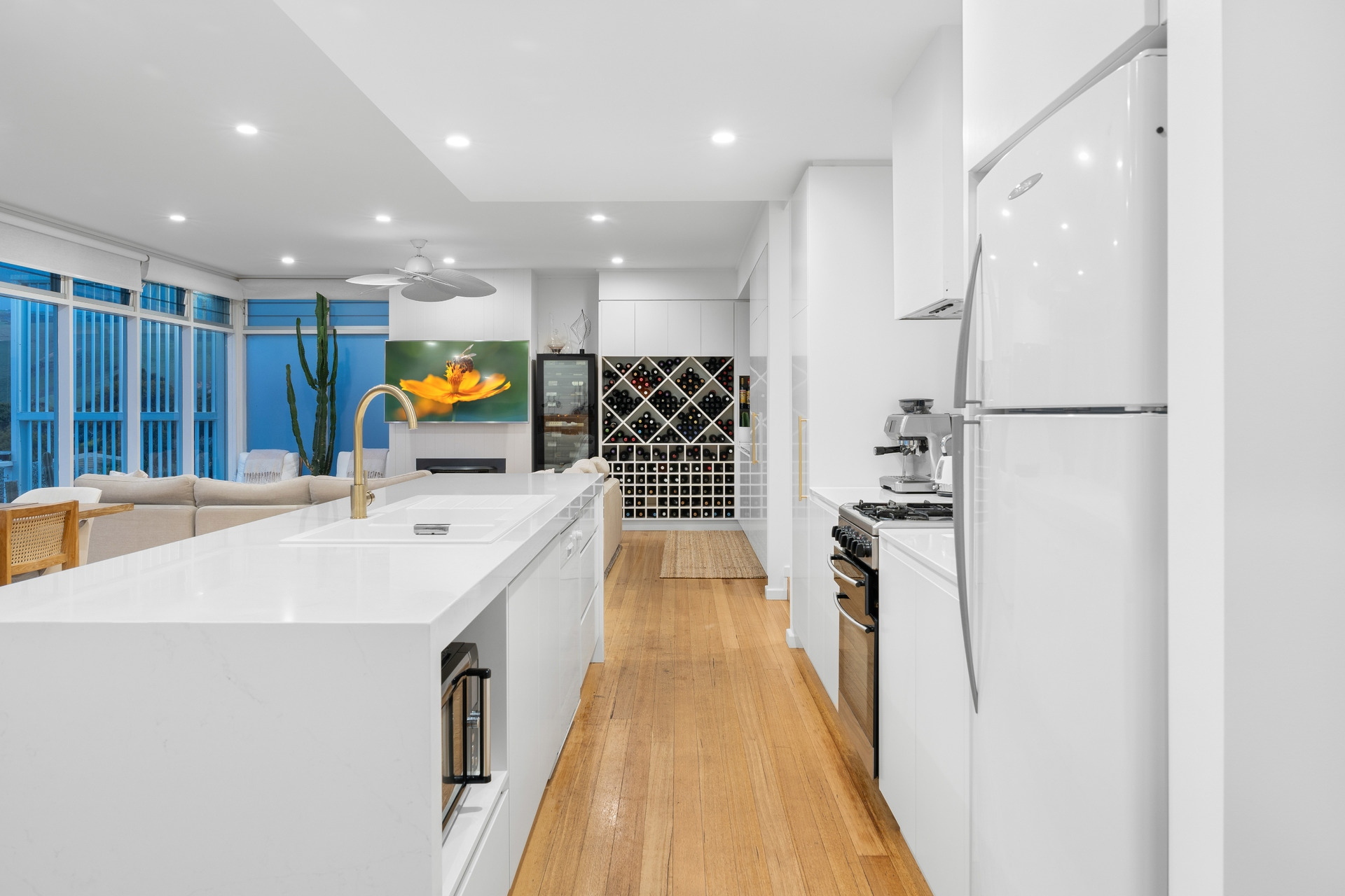 Holiday Residence For Lease 13 Stacey Court, Myponga Beach